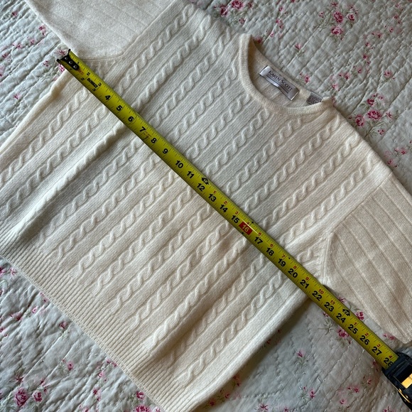 Karen Scott white/off white wool blend sweater. Size L - Picture 5 of 6